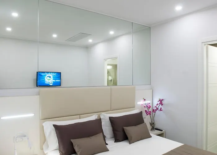 Guest house Merulana Holidays 4*